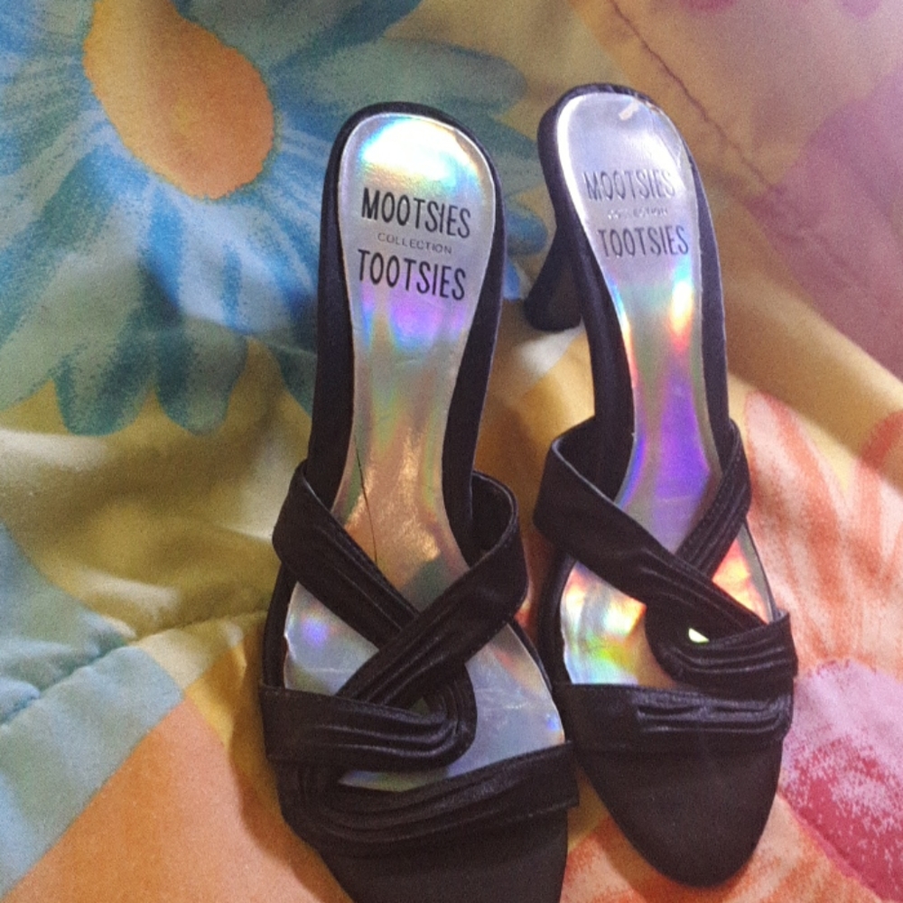 Mootsies Tootsies heels